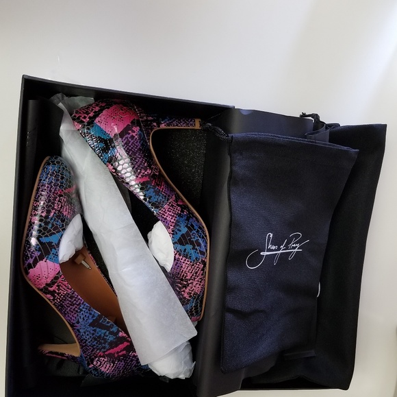 Shoes of Prey Purple Snake Round Toe Heels - Picture 2 of 5